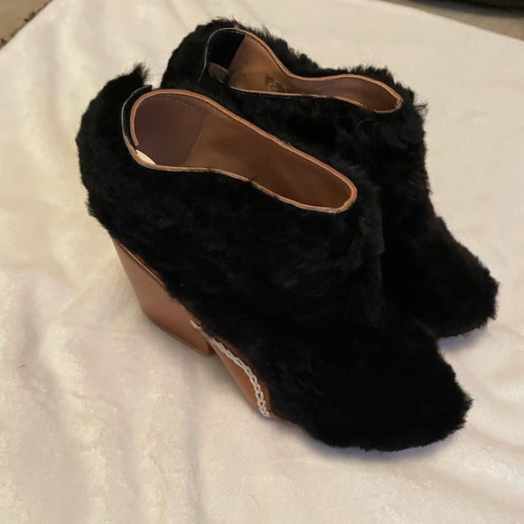 Rare, vintage A Detacher Leni dark fur Booties NWOT - Picture 14 of 16